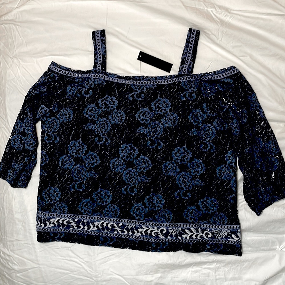 NWT Belldini Cold Shoulder Top with Lace Detail